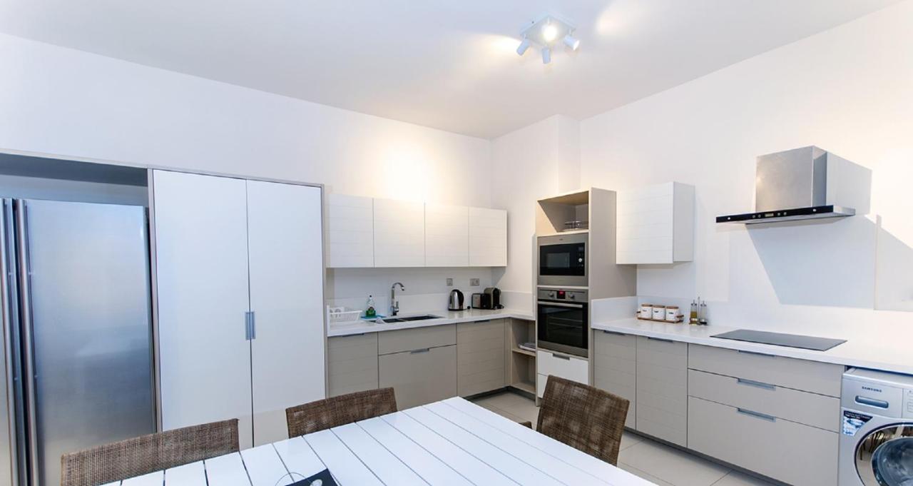 Apartamento Cap Ouest Luxury Penthouse By Dream Escapes Flic-en-Flacq Exterior foto